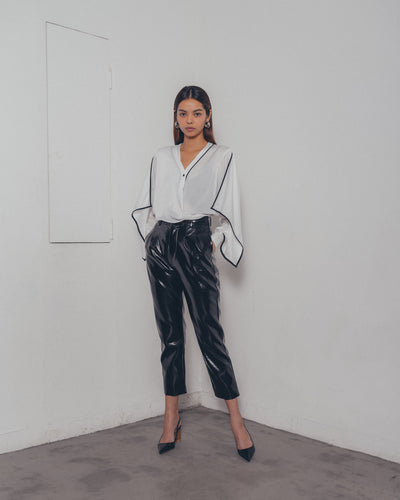 WHITE SHIRT WITH BLACK PIPING