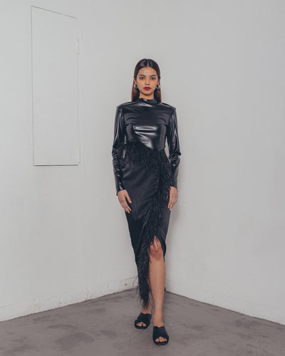 BLACK OSTRICH SLIT SKIRT