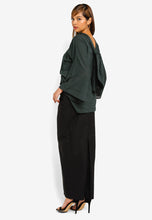 KUNTUM TOP WITH LINEN SKIRT