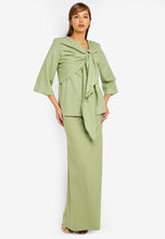 DAHLIA KNOTTED KURUNG KEDAH - GREEN