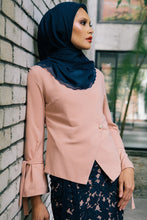 Nadeera Blush Kebaya