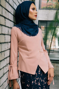 Nadeera Blush Kebaya
