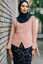 Nadeera Blush Kebaya